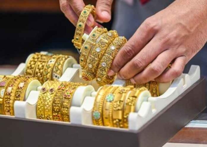 Gold dips 1.82 pc during week amidst macroeconomic volatility, soft US CPI data